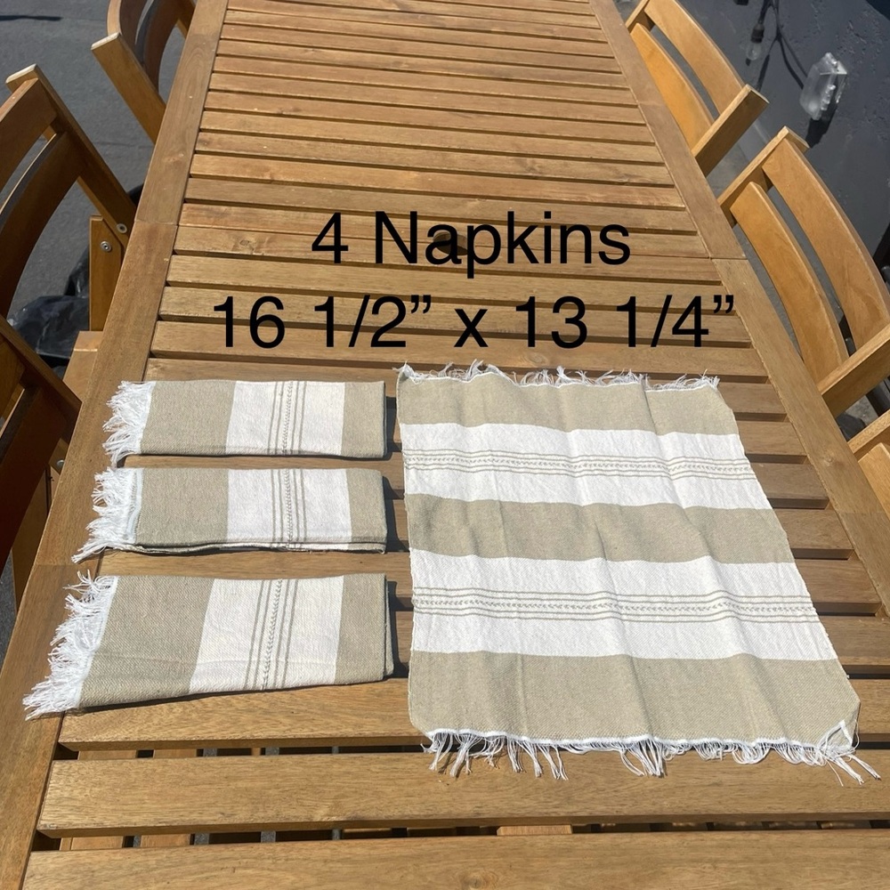 Bundle of Table Linens